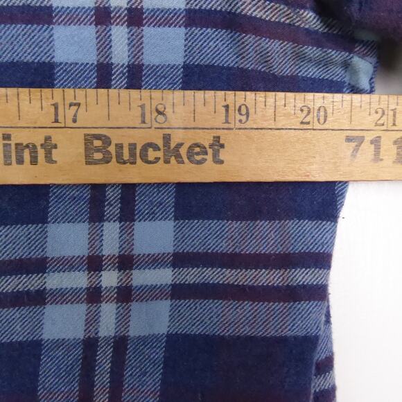 Untuckit Shirt Mens SZ M Slim Fit Flannel Button Up Plaid Outdoors Midweight - Picture 6 of 9